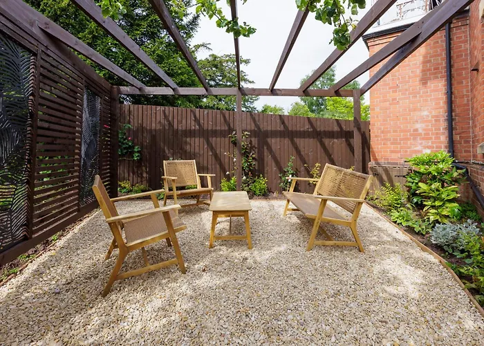 Flat 1 Highgate, Walford Road, Ross On Wye